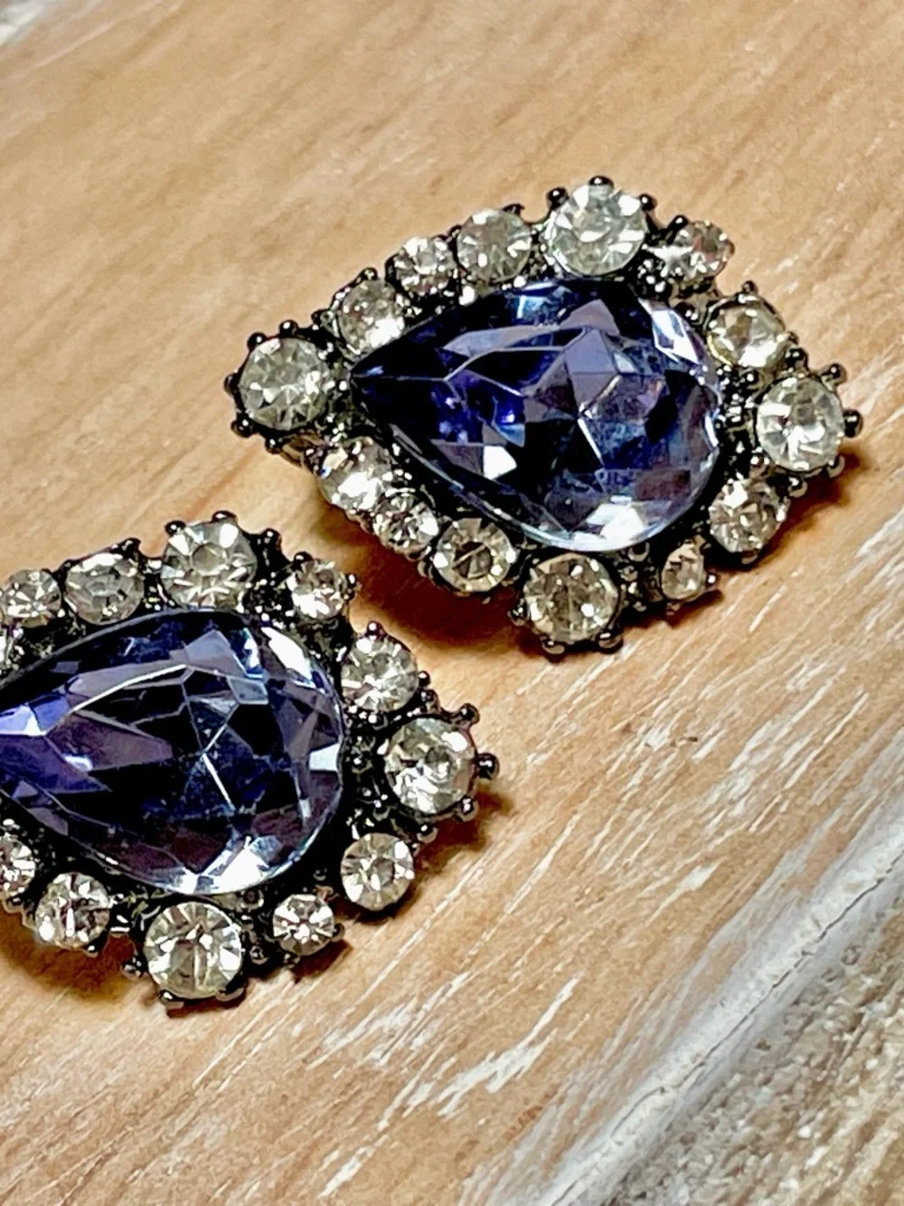 Elegant Blue Teardrop Crystal Stud Earrings